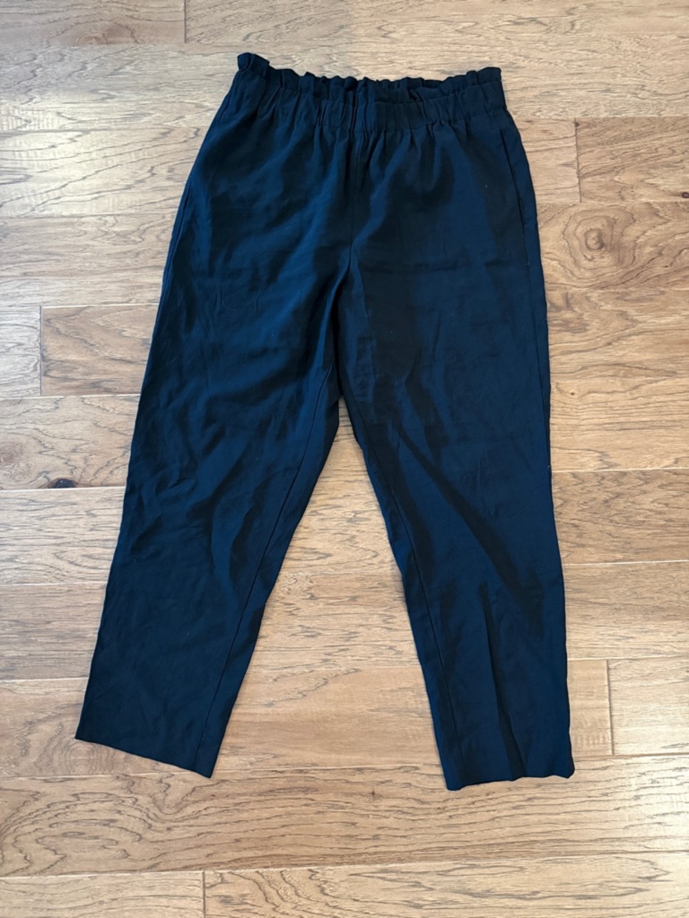Ann Taylor Black Elastic-Waist Pull On Pants